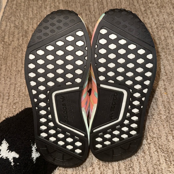 NEW TIE DYE ADIDAS NMD’s - Picture 6 of 7